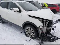 JN1BJ1CR4HW106467 2017 NISSAN ROGUE