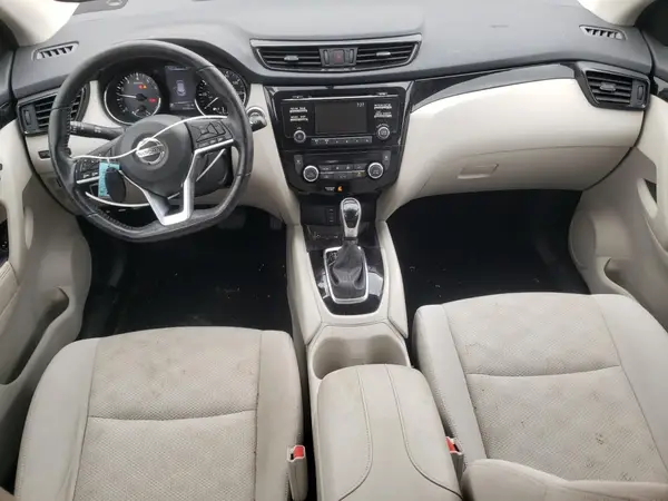 JN1BJ1CR4HW111684 2017 NISSAN ROGUE - Image 8