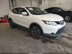 JN1BJ1CR4HW113712 2017 NISSAN ROGUE