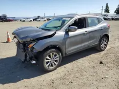 JN1BJ1CR4HW120725 2017 NISSAN ROGUE