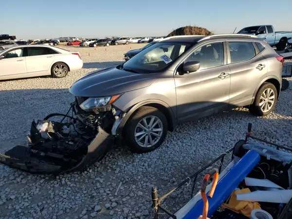 JN1BJ1CR4HW123365 2017 NISSAN ROGUE - Image 1