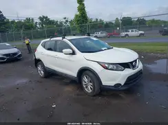JN1BJ1CR4HW124421 2017 NISSAN ROGUE