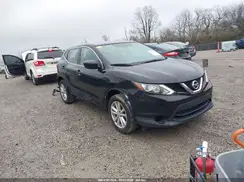 JN1BJ1CR4HW127660 2017 NISSAN ROGUE