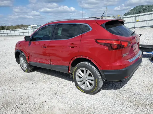 JN1BJ1CR4HW128646 2017 NISSAN ROGUE - Image 2