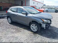 JN1BJ1CR4HW130901 2017 NISSAN ROGUE