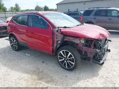 JN1BJ1CR4HW131837 2017 NISSAN ROGUE