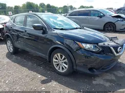 JN1BJ1CR4HW133880 2017 NISSAN ROGUE