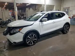 JN1BJ1CR4HW140764 2017 NISSAN ROGUE