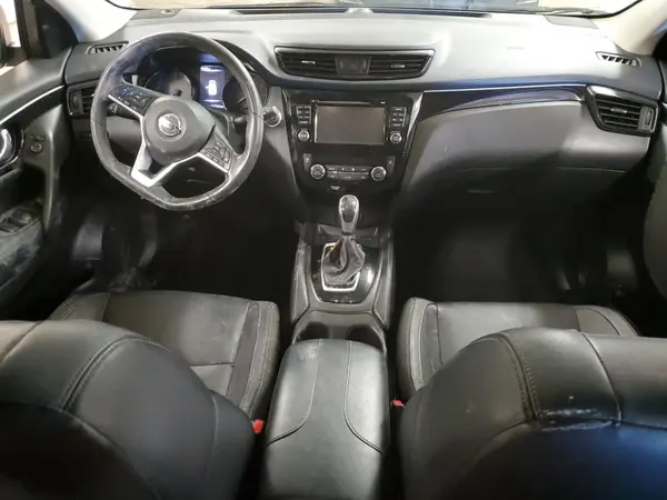 JN1BJ1CR4HW140974 2017 NISSAN ROGUE - Image 8