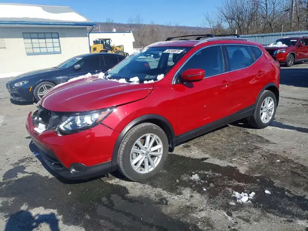 JN1BJ1CR4HW141574 2017 NISSAN ROGUE - Image 1