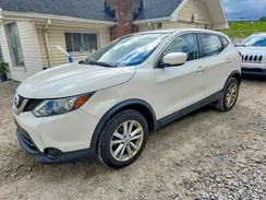 JN1BJ1CR4HW144197 2017 NISSAN ROGUE