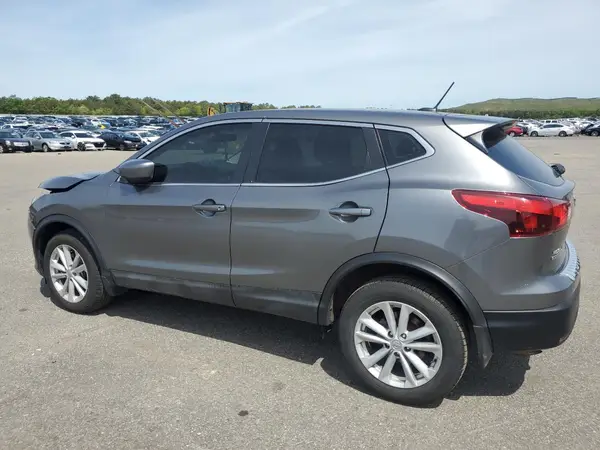 JN1BJ1CR4JW203299 2018 NISSAN ROGUE - Image 2