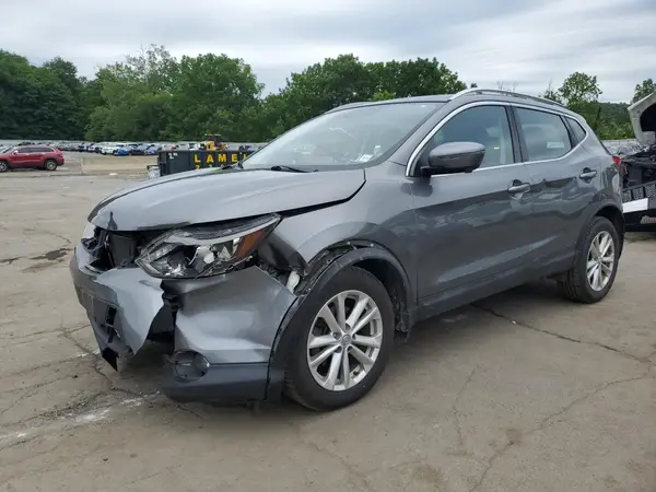 JN1BJ1CR4JW203996 2018 NISSAN ROGUE - Image 1