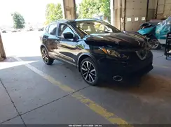 JN1BJ1CR4JW205005 2018 NISSAN ROGUE