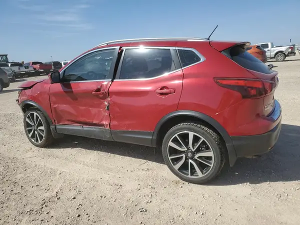 JN1BJ1CR4JW205389 2018 NISSAN ROGUE - Image 2