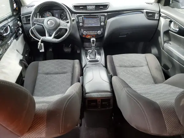 JN1BJ1CR4JW207417 2018 NISSAN ROGUE - Image 8