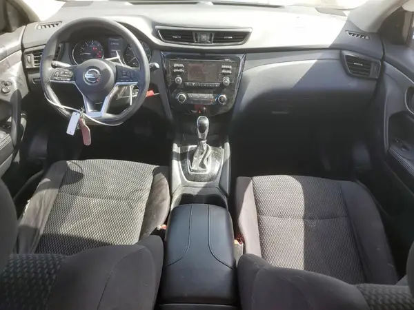 JN1BJ1CR4JW261624 2018 NISSAN ROGUE - Image 8
