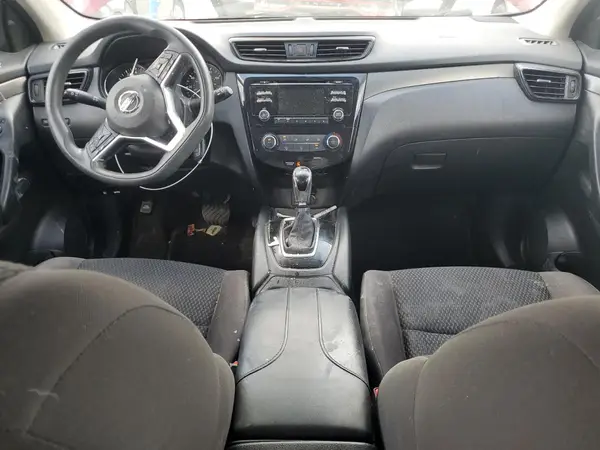 JN1BJ1CR4JW264779 2018 NISSAN ROGUE - Image 8