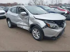 JN1BJ1CR4JW283946 2018 NISSAN ROGUE