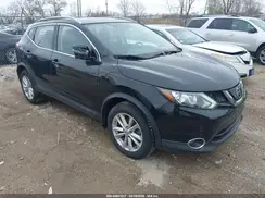 JN1BJ1CR4JW284224 2018 NISSAN ROGUE