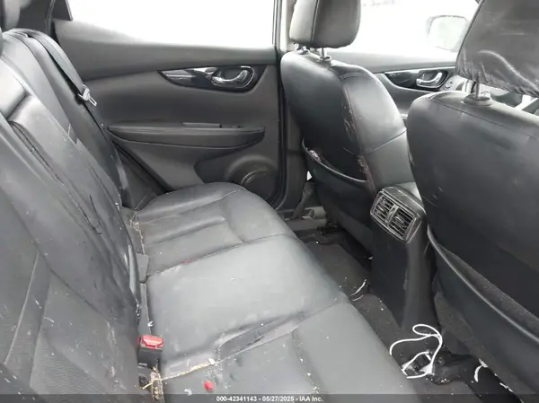 JN1BJ1CR4KW335822 2019 NISSAN ROGUE - Image 8
