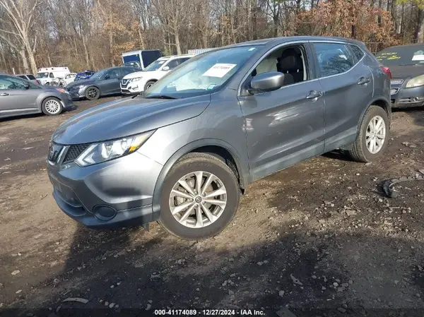 JN1BJ1CR4KW340146 2019 NISSAN ROGUE - Image 2