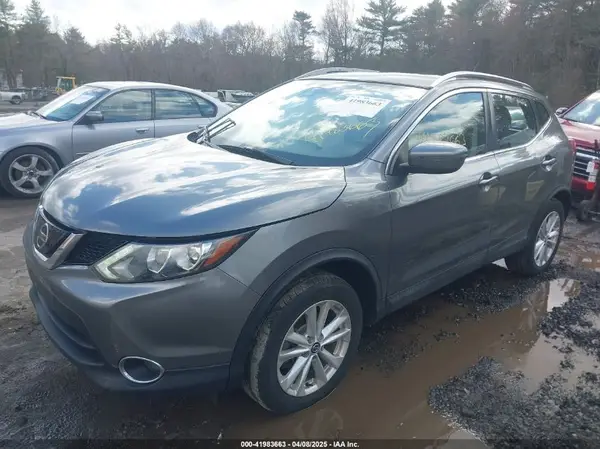 JN1BJ1CR4KW620214 2019 NISSAN ROGUE - Image 2