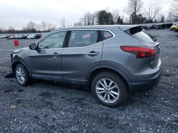 JN1BJ1CR4KW621556 2019 NISSAN ROGUE - Image 2