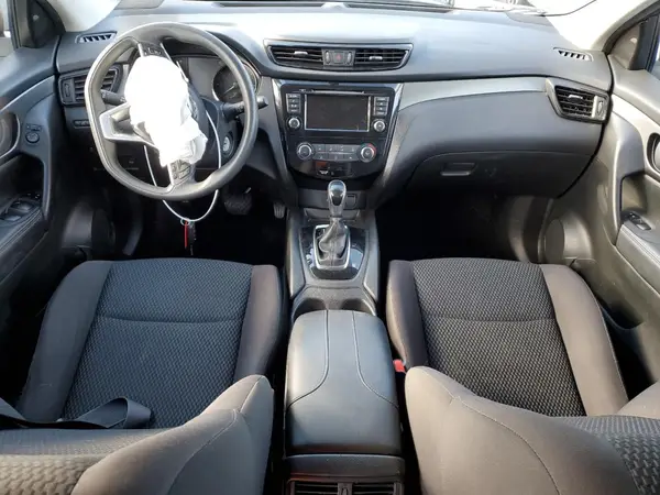 JN1BJ1CR4KW621556 2019 NISSAN ROGUE - Image 8
