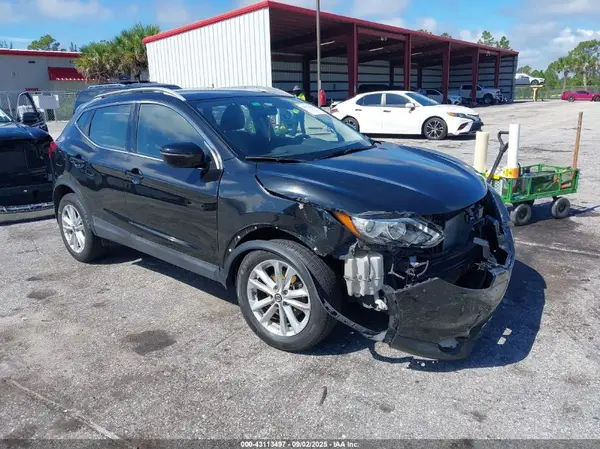 JN1BJ1CR4KW622626 2019 NISSAN ROGUE - Image 1