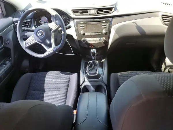JN1BJ1CR5HW102749 2017 NISSAN ROGUE - Image 8