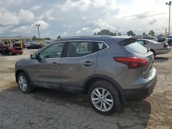JN1BJ1CR5HW105229 2017 NISSAN ROGUE - Image 2