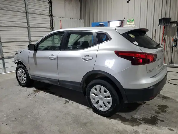 JN1BJ1CR5HW106736 2017 NISSAN ROGUE - Image 2