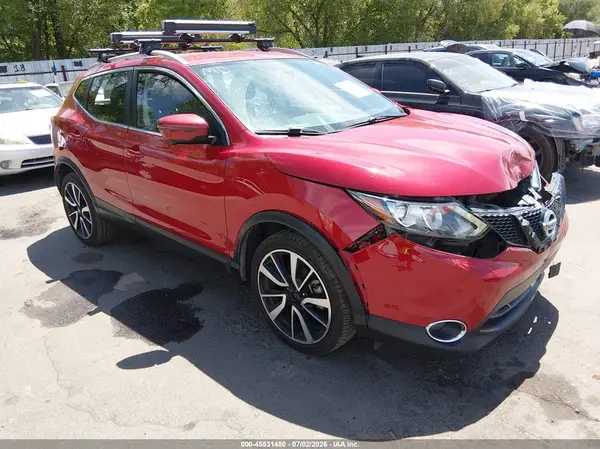 JN1BJ1CR5HW107420 2017 NISSAN ROGUE - Image 1