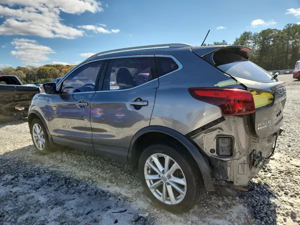 JN1BJ1CR5HW113699 2017 NISSAN ROGUE - Image 2