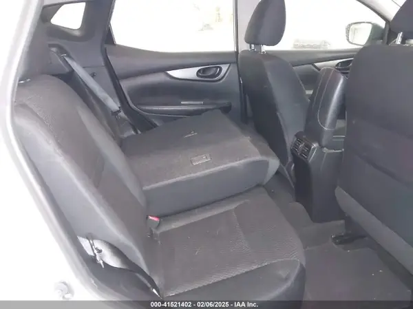 JN1BJ1CR5HW114299 2017 NISSAN ROGUE - Image 8