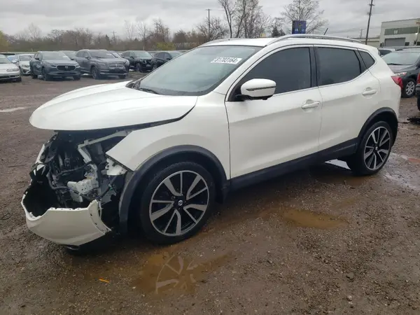 JN1BJ1CR5HW116263 2017 NISSAN ROGUE - Image 1