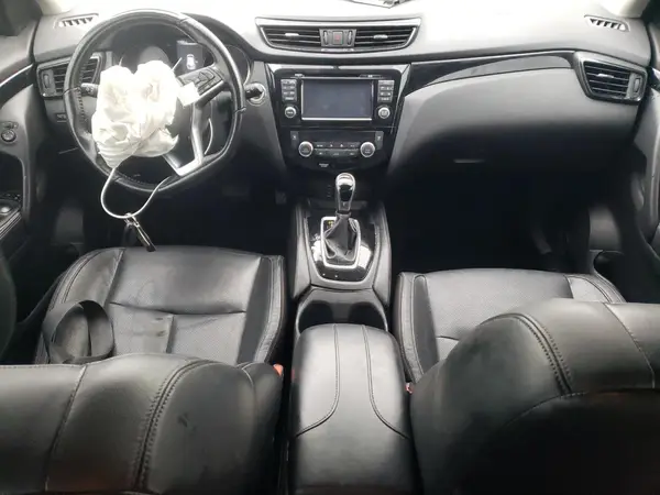 JN1BJ1CR5HW116263 2017 NISSAN ROGUE - Image 8