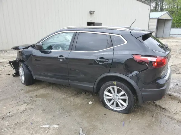 JN1BJ1CR5HW116294 2017 NISSAN ROGUE - Image 2