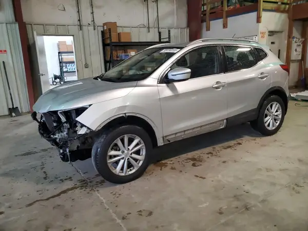 JN1BJ1CR5HW117378 2017 NISSAN ROGUE - Image 1