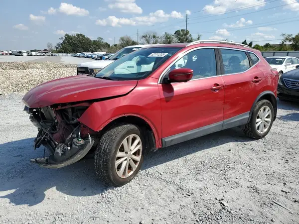 JN1BJ1CR5HW121477 2017 NISSAN ROGUE - Image 1