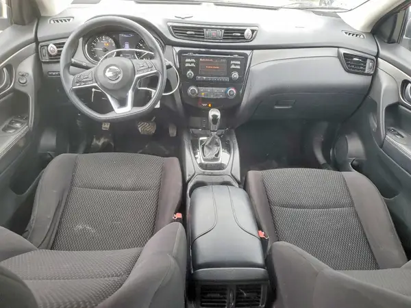 JN1BJ1CR5HW122158 2017 NISSAN ROGUE - Image 8
