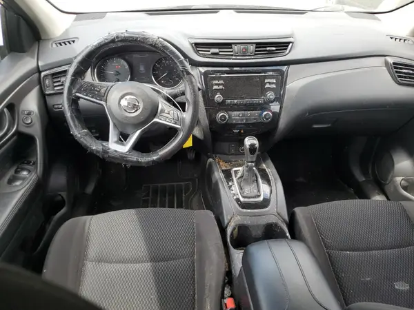 JN1BJ1CR5HW128266 2017 NISSAN ROGUE - Image 8