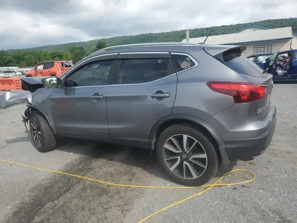 JN1BJ1CR5HW129093 2017 NISSAN ROGUE - Image 2
