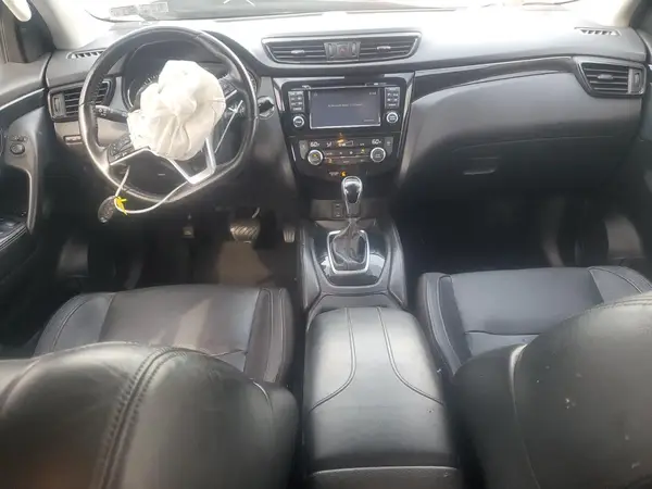 JN1BJ1CR5HW129093 2017 NISSAN ROGUE - Image 8