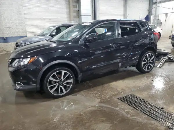 JN1BJ1CR5HW143219 2017 NISSAN ROGUE - Image 1