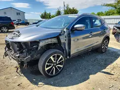 JN1BJ1CR5JW201240 2018 NISSAN ROGUE