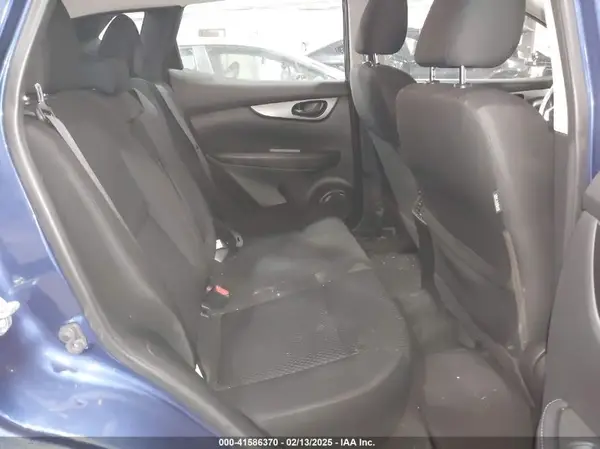 JN1BJ1CR5JW201304 2018 NISSAN ROGUE - Image 8