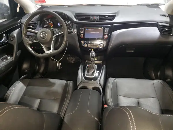 JN1BJ1CR5JW205756 2018 NISSAN ROGUE - Image 8