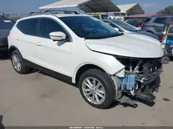 JN1BJ1CR5JW206373 2018 NISSAN ROGUE